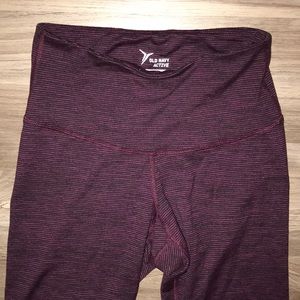 Old Navy Cropped Leggings.